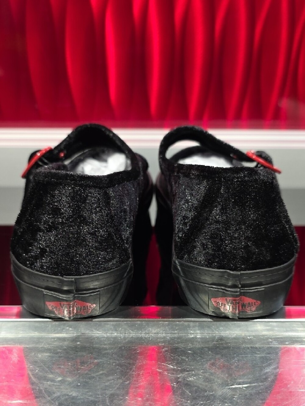 Vans Mary Jane Hearts Black Red Men 8.5 Women 10.0 New With Box - Picture 4 of 6
